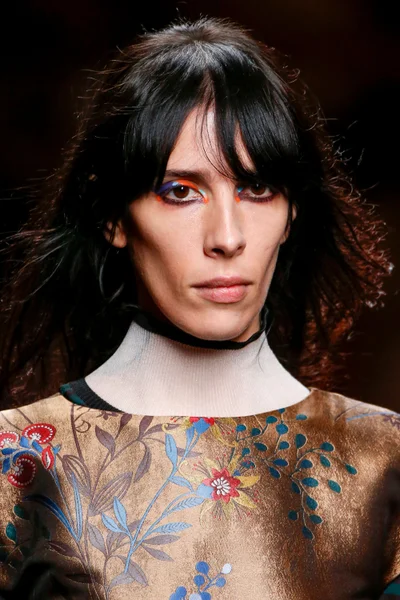 Look 126